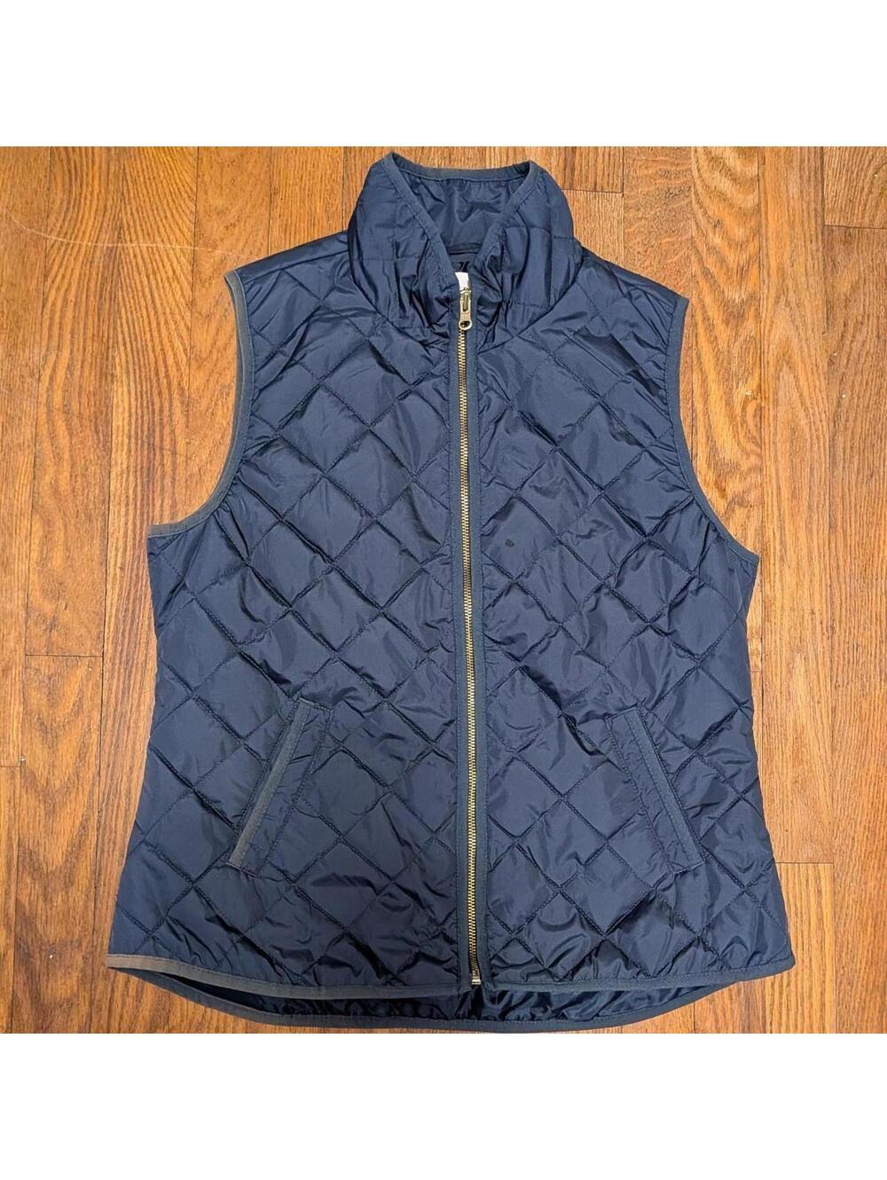 Old Navy Quilted Navy Blue Vest, Size Medium